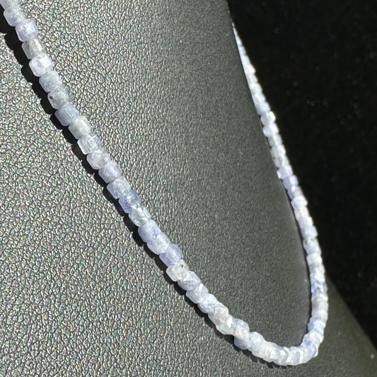 Single Choker: Tanzanite