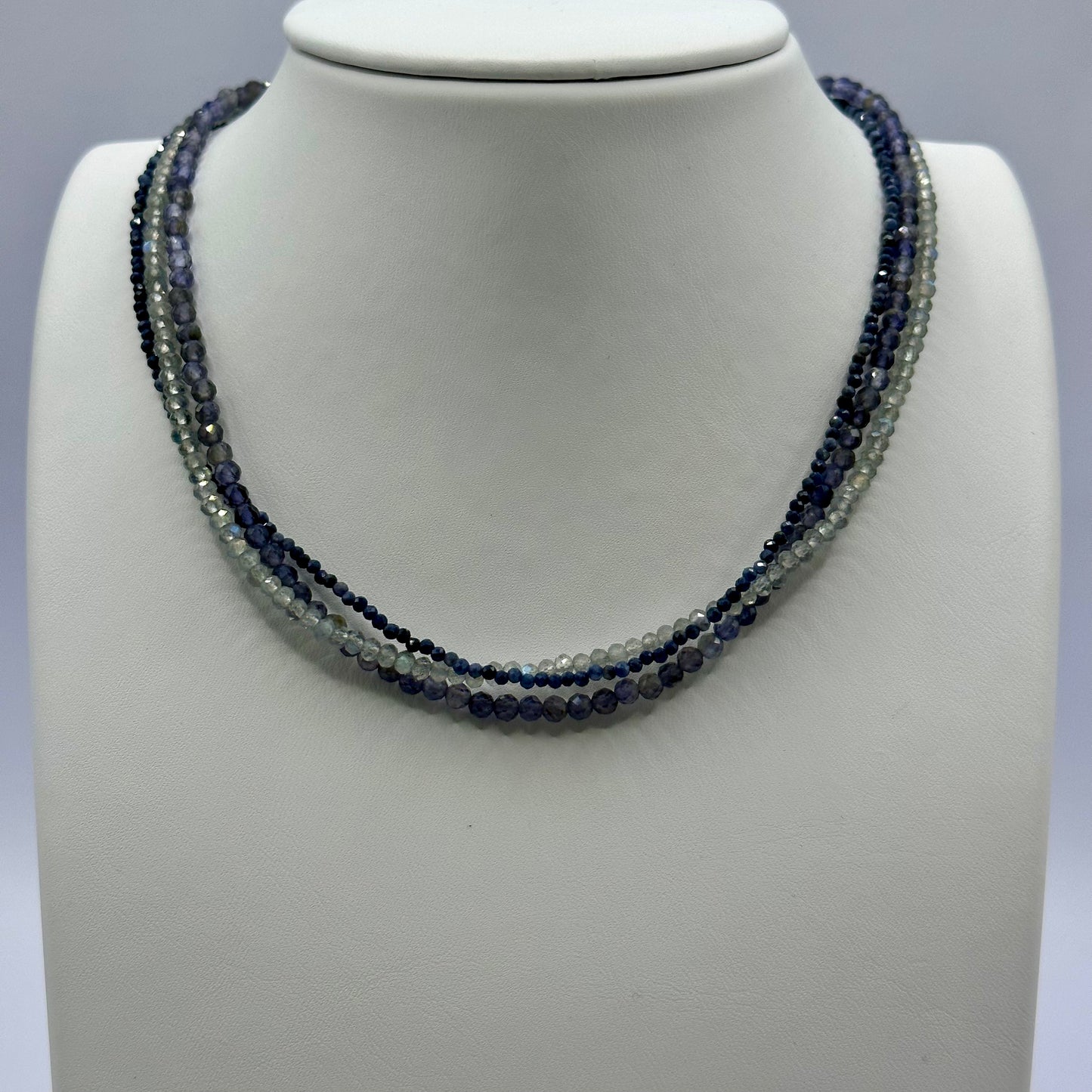 Choker Trio: Wise Intuition